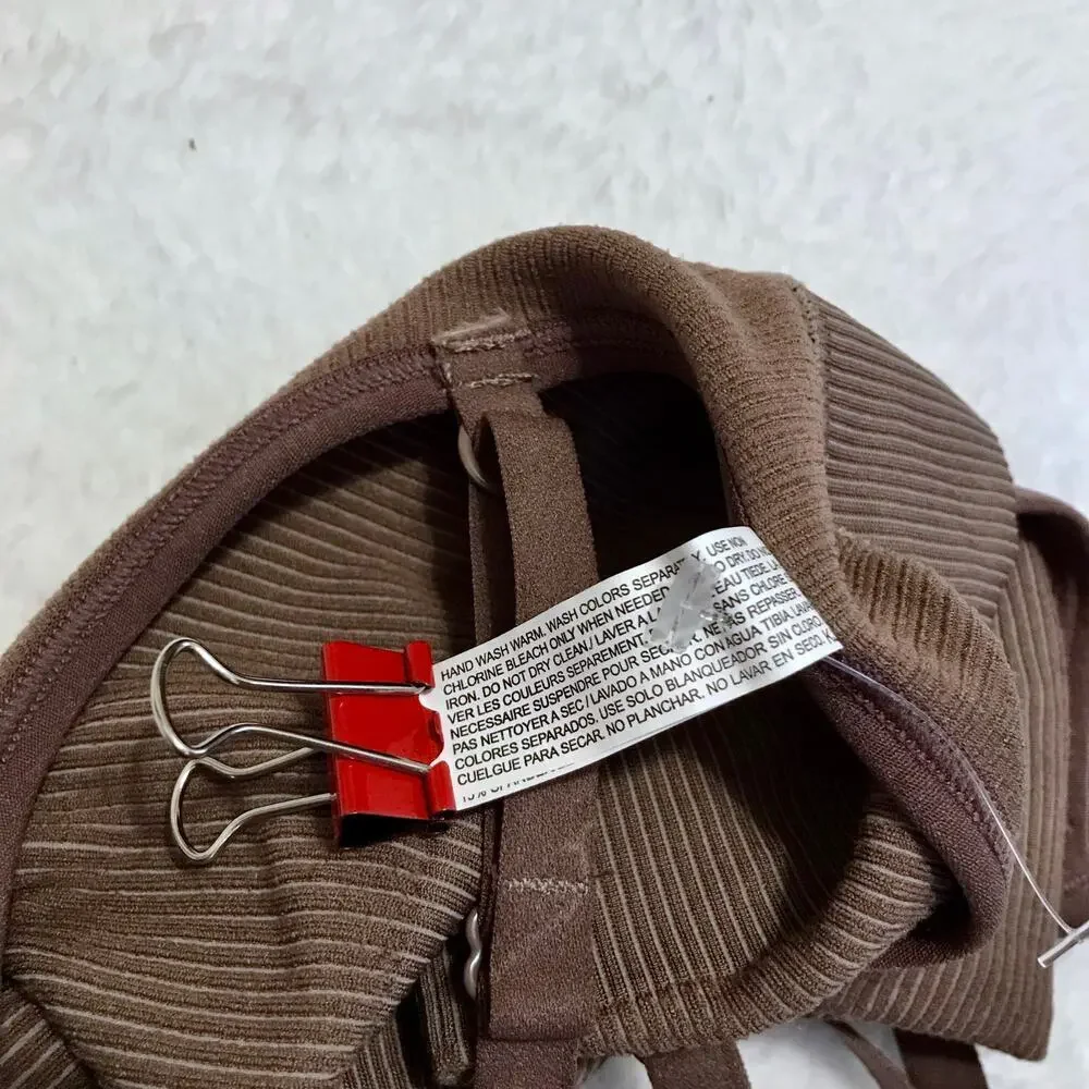 B. Tempt’D nwot brown